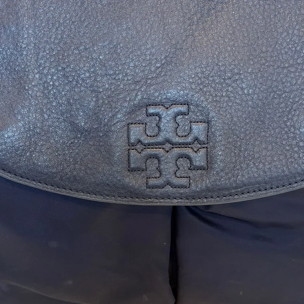 Tory Burch Crossbody Thea Nylon & Leather Weekender Diaper Baby Messenger Bag